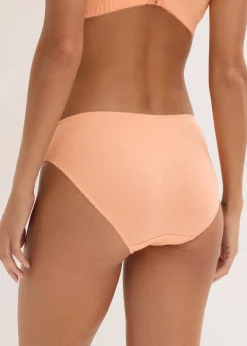 Slip en coton doux et dentelle