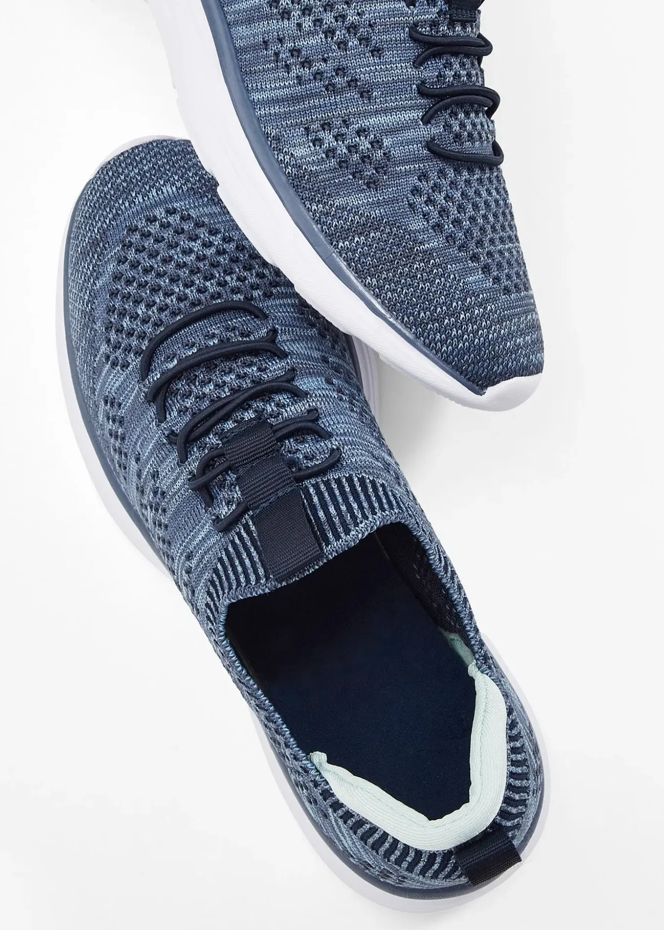 Sneakers à enfiler confortables en matière douce