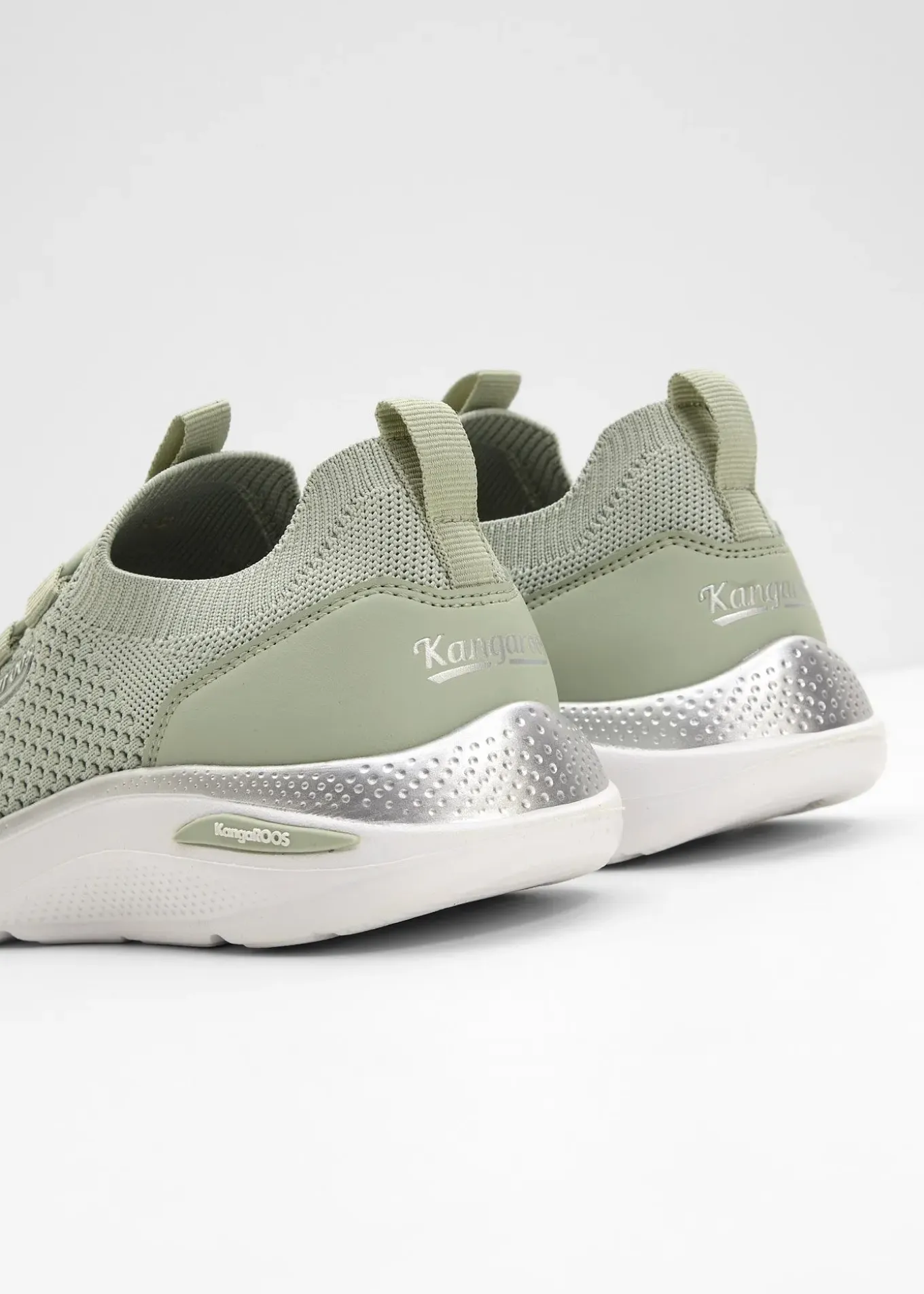 Sneakers à enfiler Kangaroos avec mémoire de forme