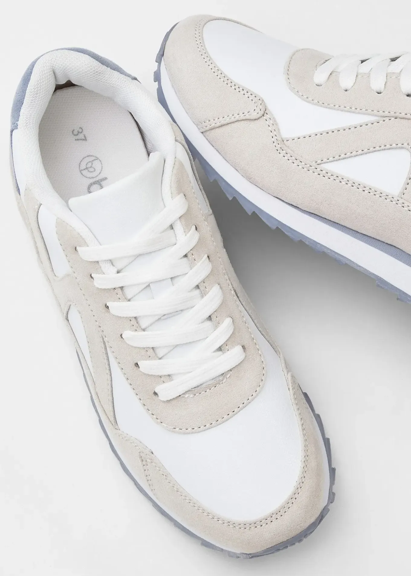 Sneakers à semelle crantée