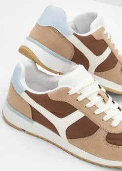 Sneakers au look rétro