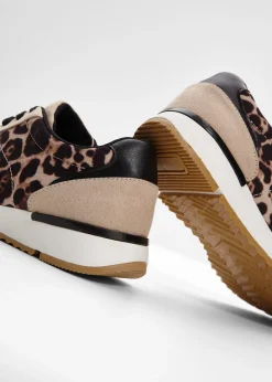 Sneakers détails léopard