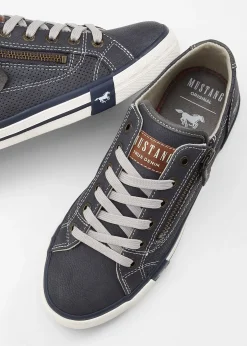 Sneakers Mustang