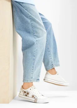 Sneakers Mustang à broderies