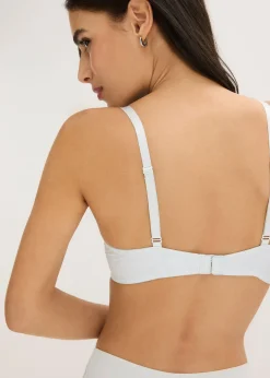 Soutien-gorge à coques et armatures