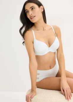 Soutien-gorge à coques et armatures