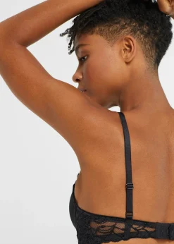 Soutien-gorge à coques et armatures