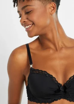 Soutien-gorge à coques et armatures