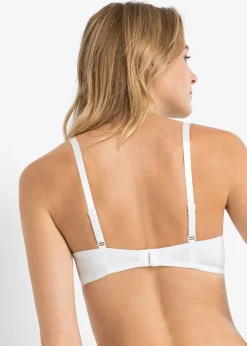 Soutien-gorge à coques et armatures