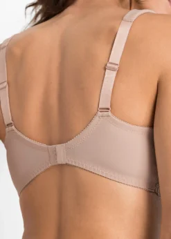 Soutien-gorge à coques et bretelles rembourrées