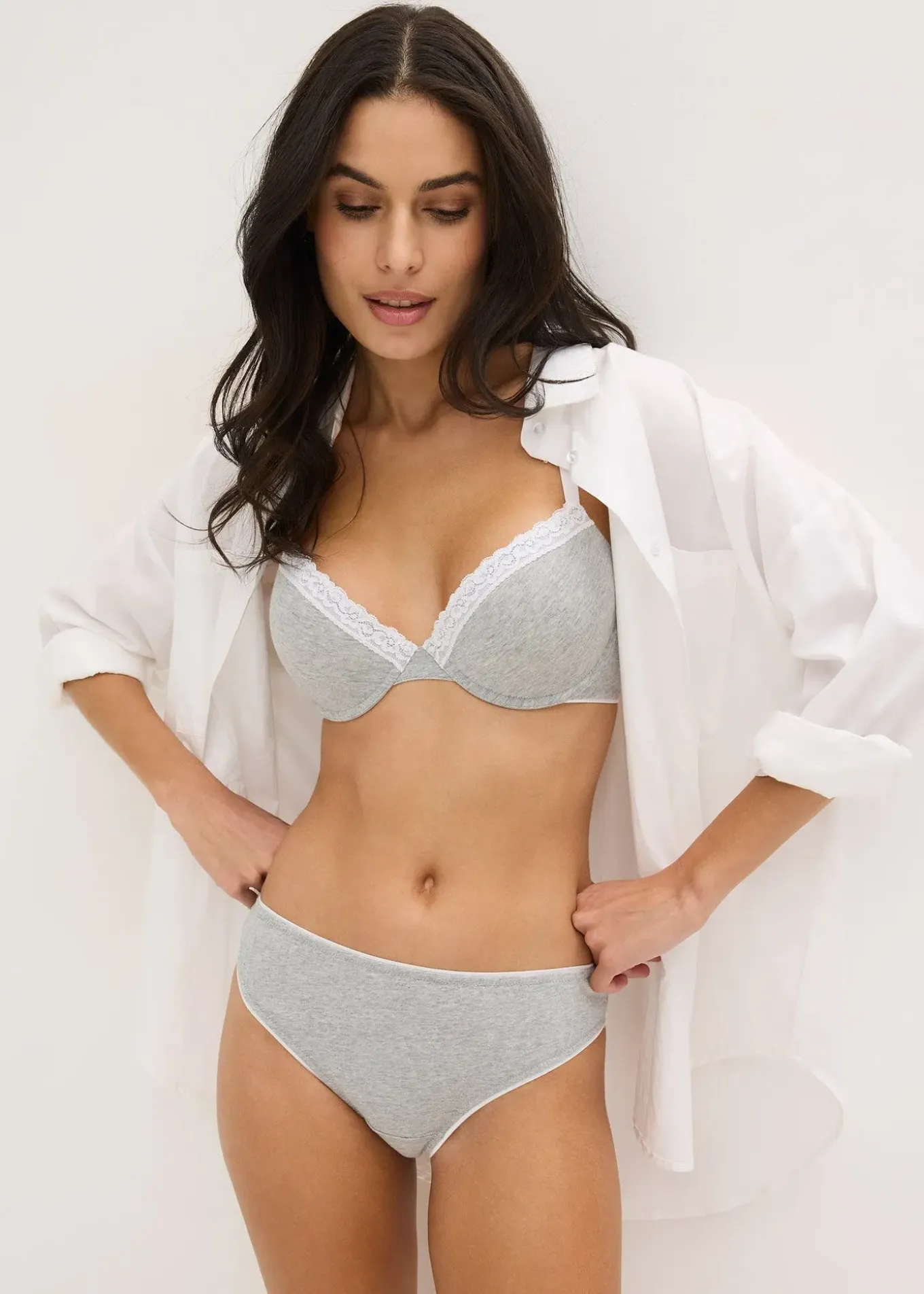 Soutien-gorge coton à coques, armatures et dentelle