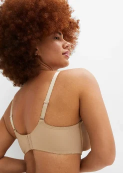 Soutien-gorge moulé à armatures