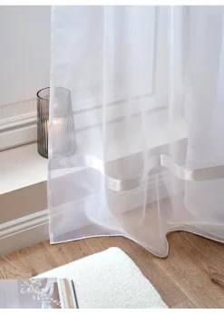 Store voilage avec ruban satin
