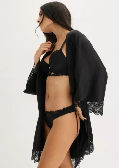 String avec dos sans coutures