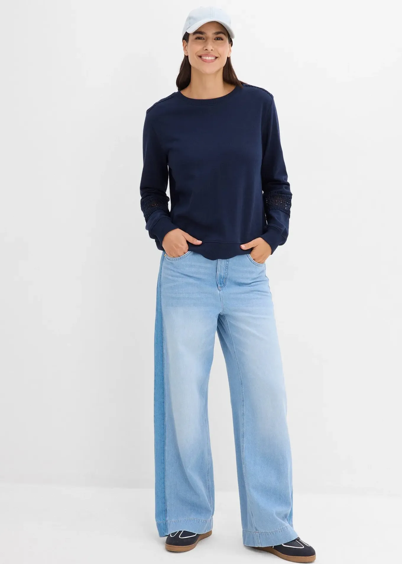 Sweat avec détails crochet