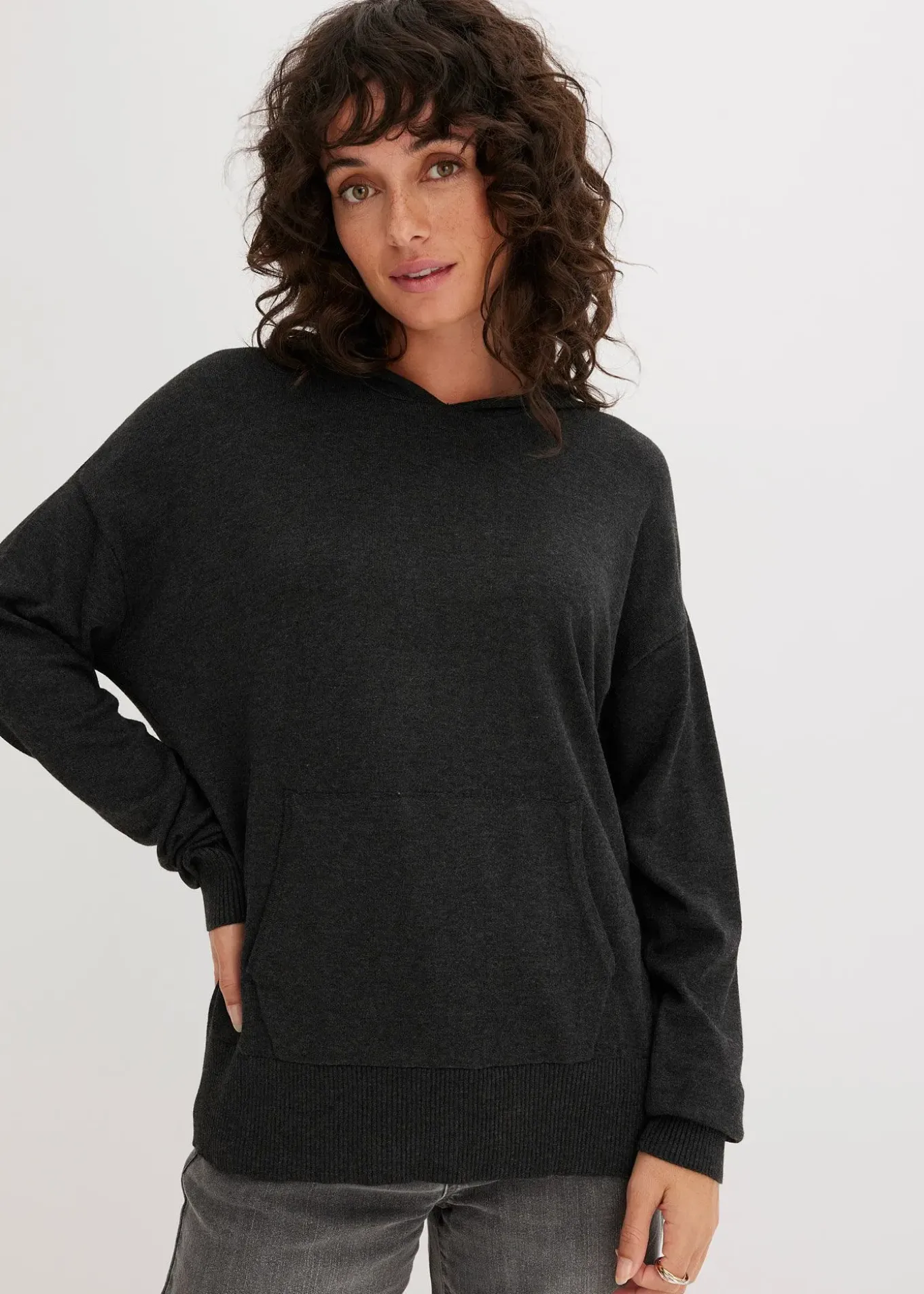 Sweat en maille à capuche et poche kangourou