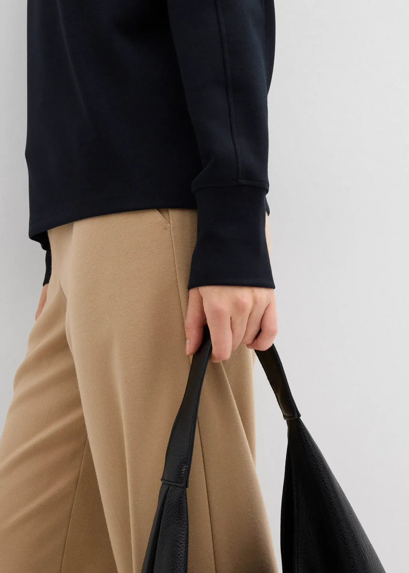 Sweat oversize en matière néoprène douce