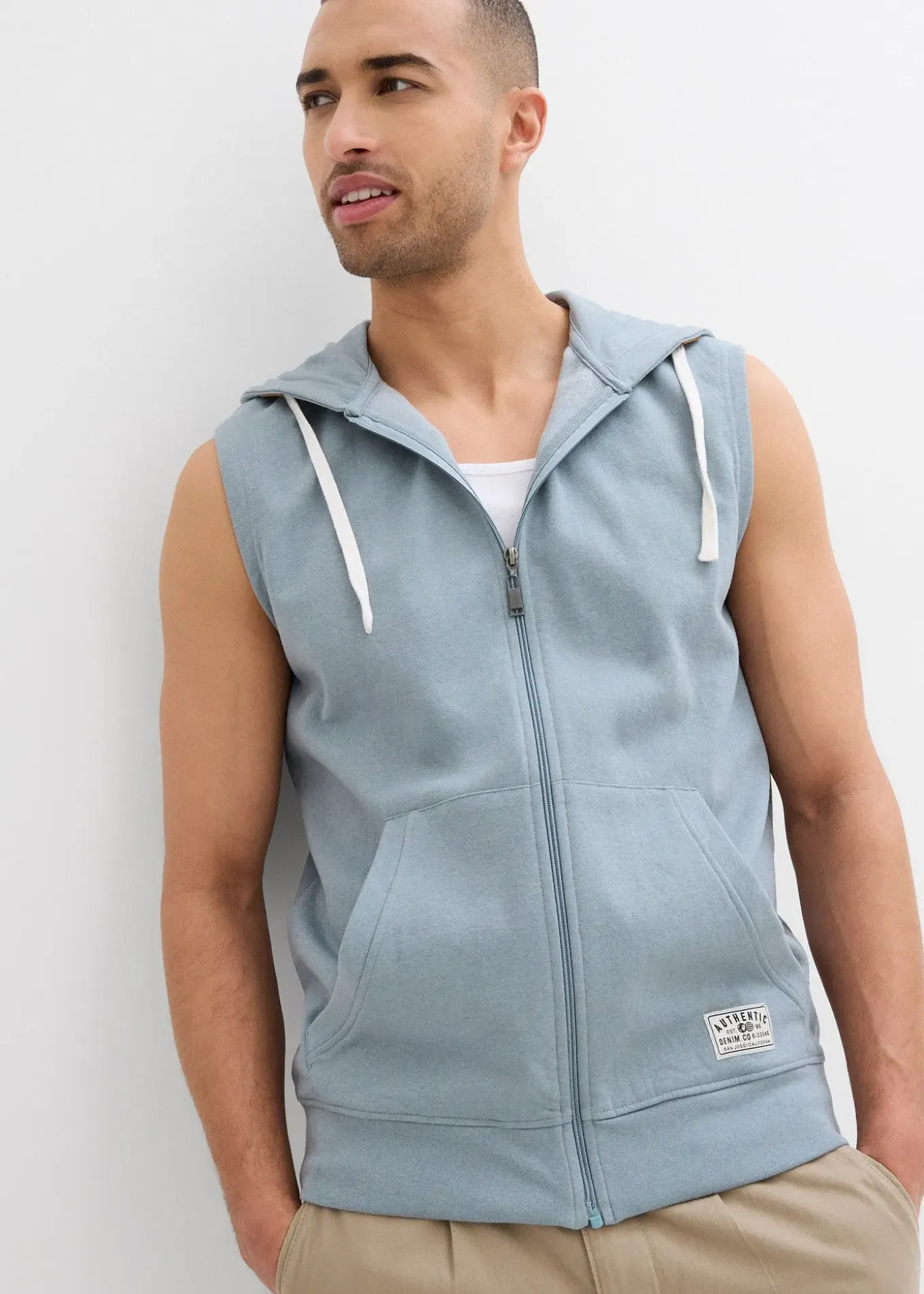 Sweat zippé à capuche sans manches en coton mélangé