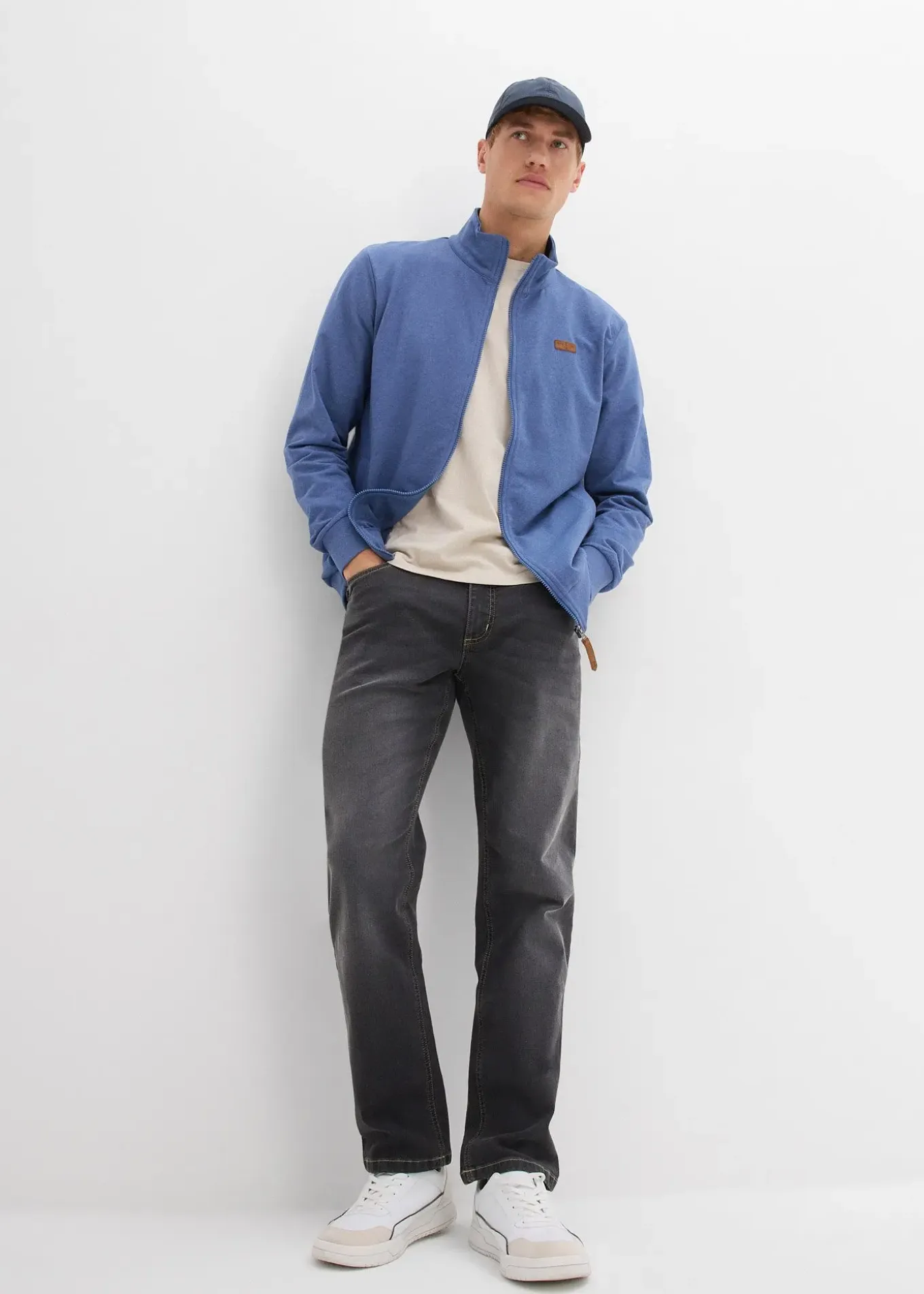 Sweat zippé à col montant et détails enduits