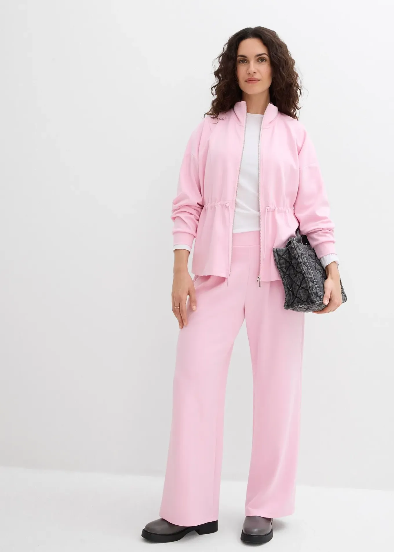 Sweat zippé en matière néoprène douce