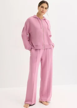 Tenue d’intérieur en matière néoprène avec veste raccourcie