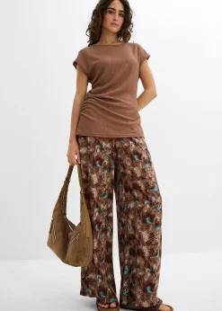 Top à base asymétrique en crêpe léger