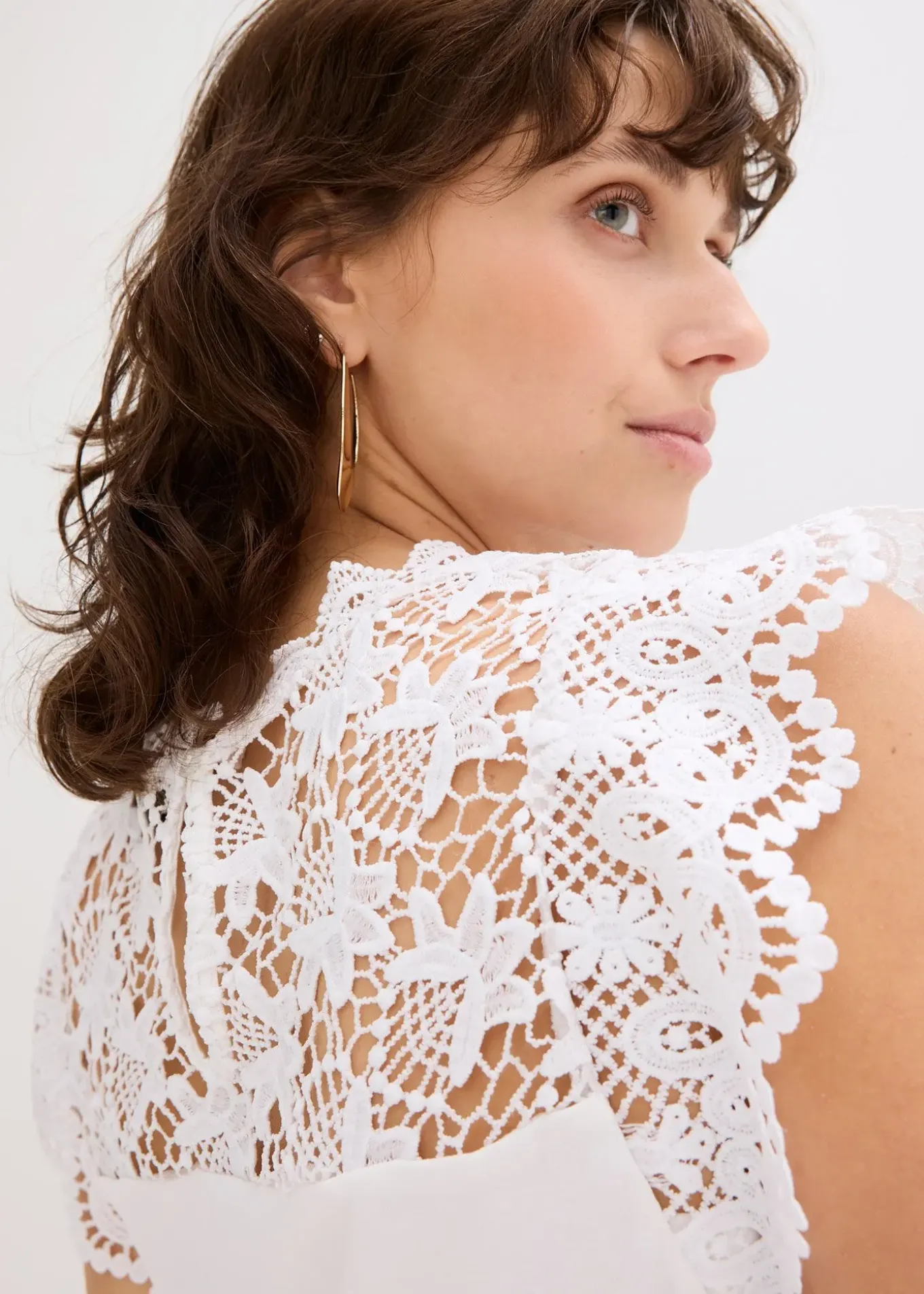 Top à empiècement dentelle