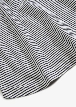 Top avec boutons dans le dos