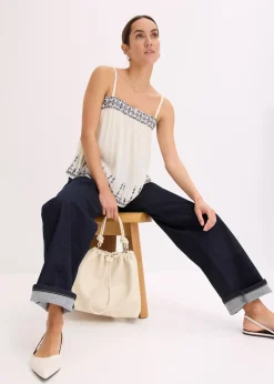 Top brodé à fines bretelles