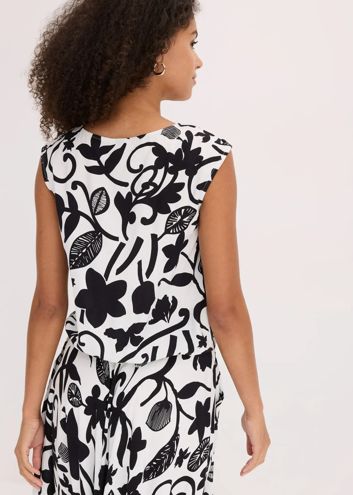 Top court sans manches en viscose fluide