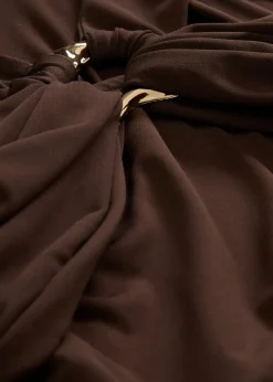 Top dos nu avec boucle en métal martelé