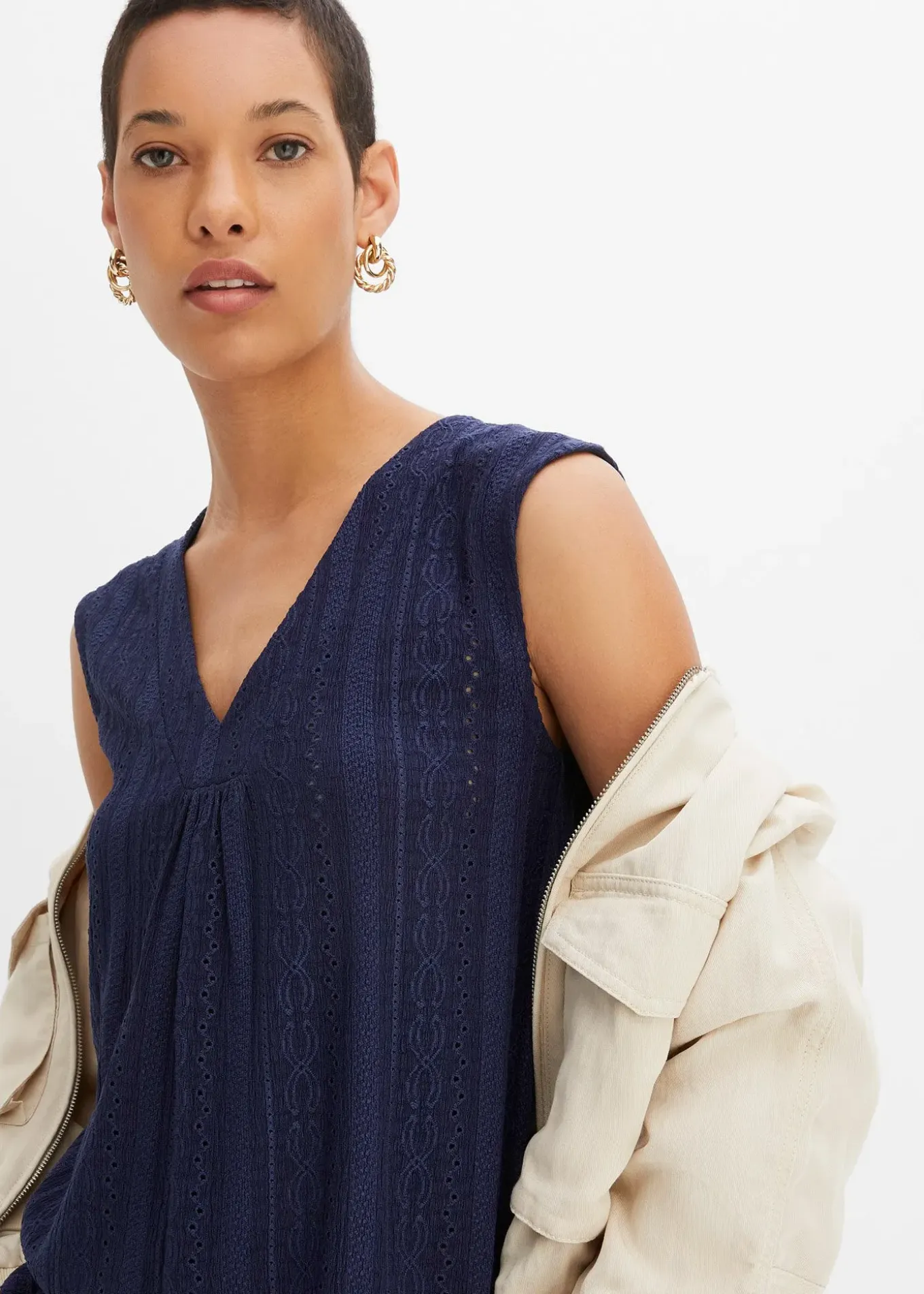 Top en broderie anglaise