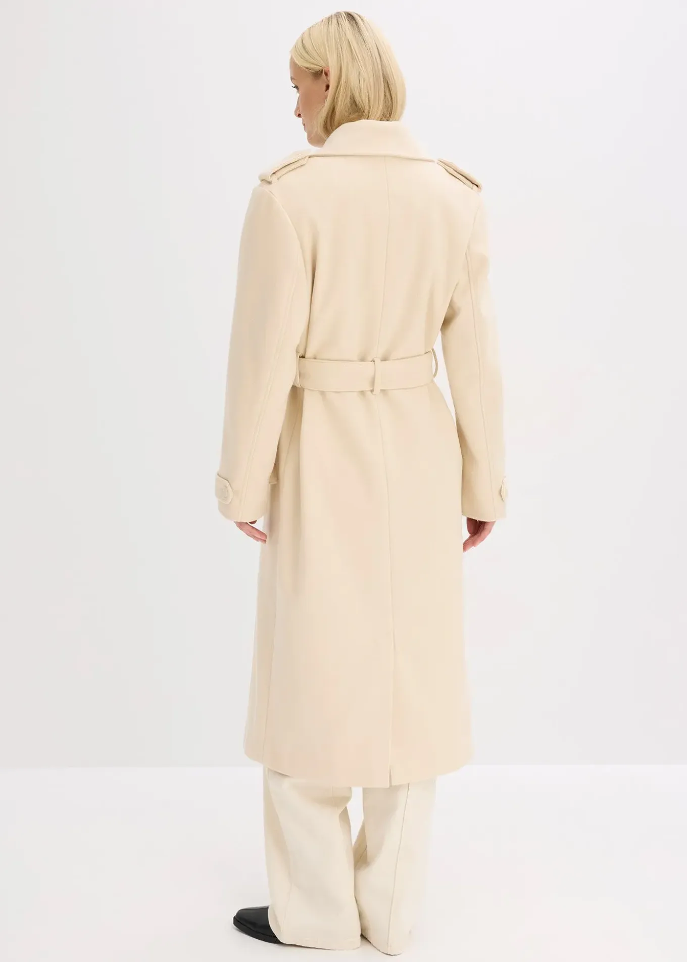 Trench-coat