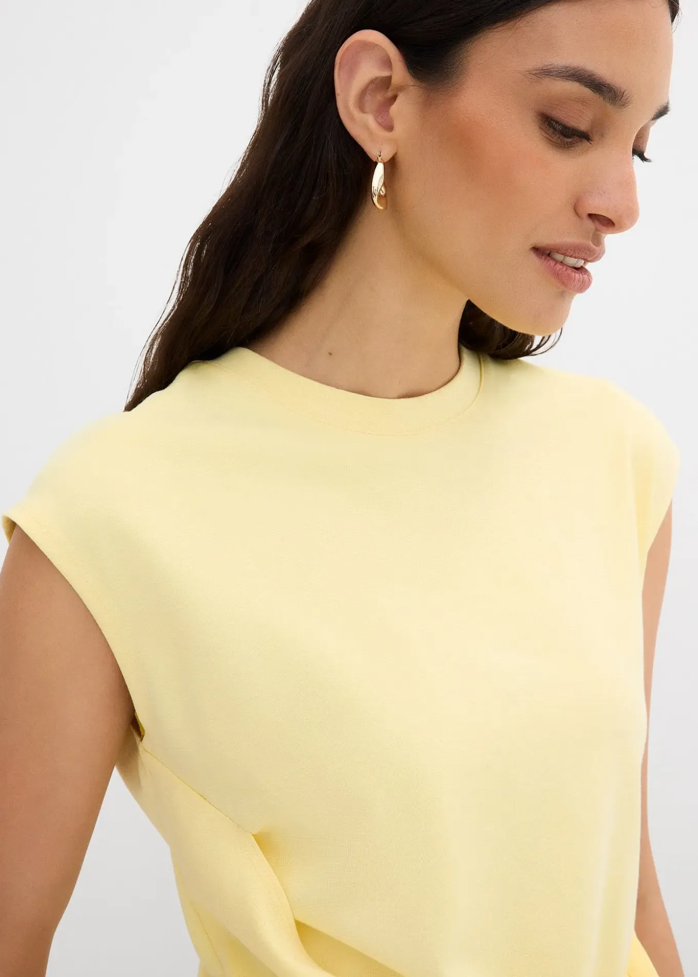 T-shirt à base asymétrique