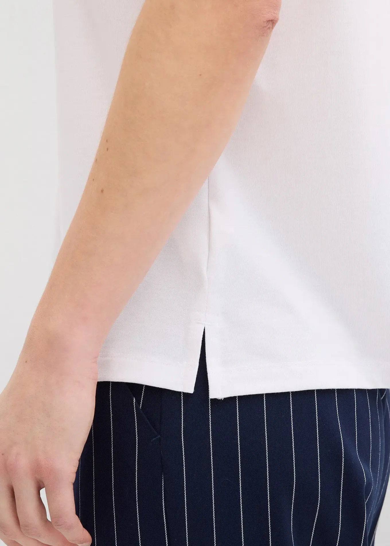 T-shirt à bordure satinée