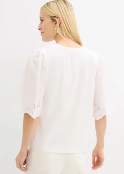 T-shirt à broderie anglaise