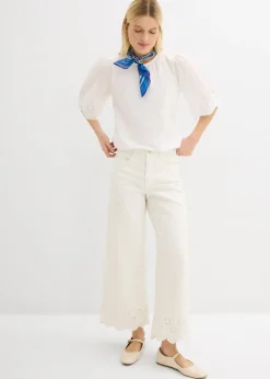 T-shirt à broderie anglaise