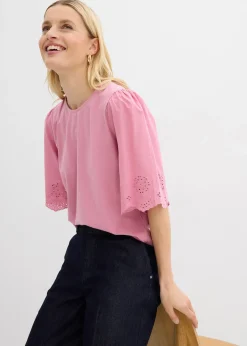 T-shirt à broderie anglaise