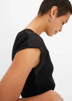 T-shirt à empiècement dentelle