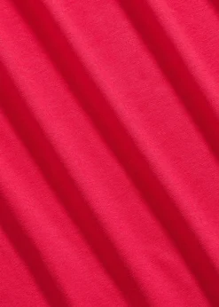 T-shirt à encolure asymétrique