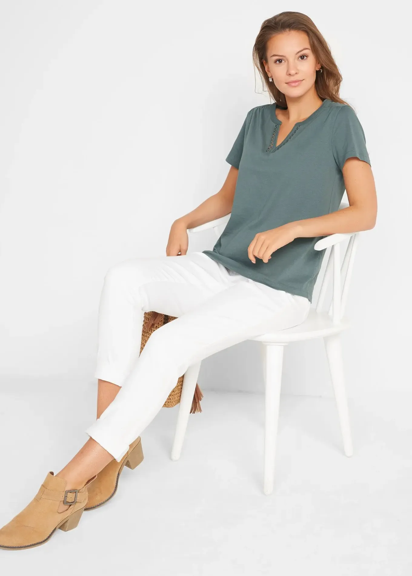 T-shirt à encolure originale