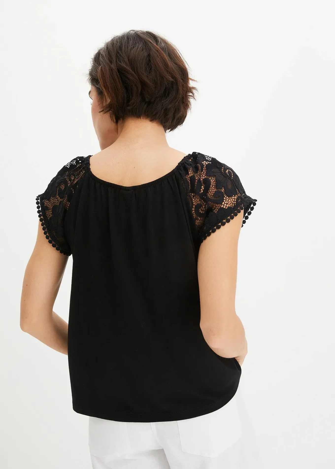 T-shirt à manches en dentelle