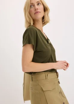 T-shirt avec anneau décoratif