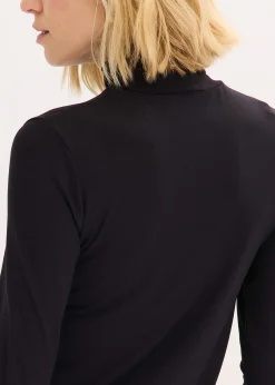 T-shirt col roulé avec boutons décoratifs