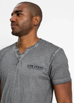 T-shirt col tunisien, aspect délavé, 100% coton