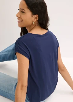 T-shirt en dentelle, en viscose douce