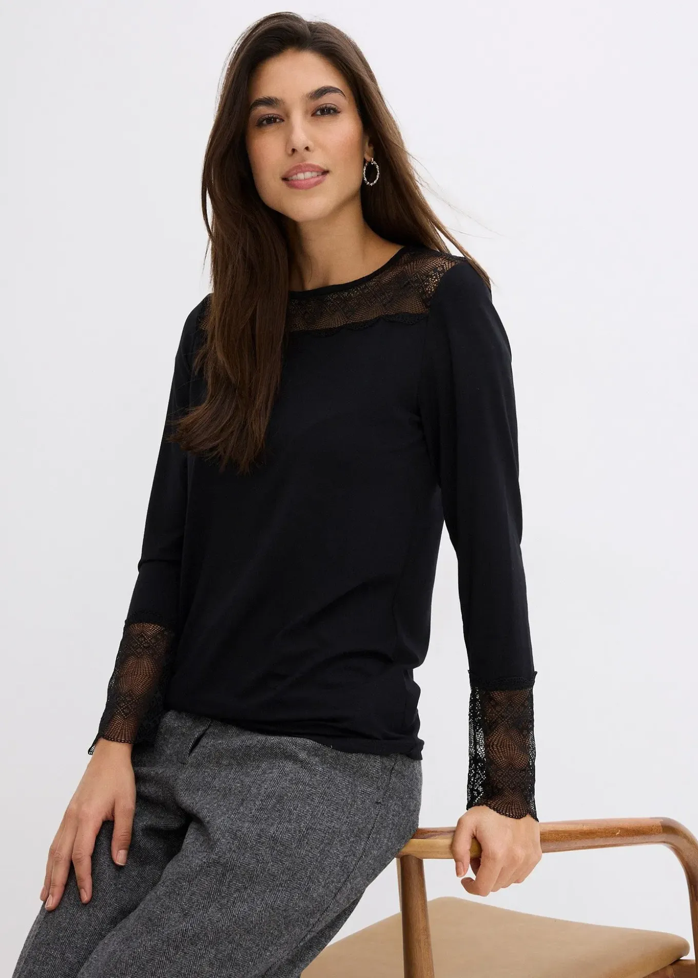 T-shirt manches longues à dentelle