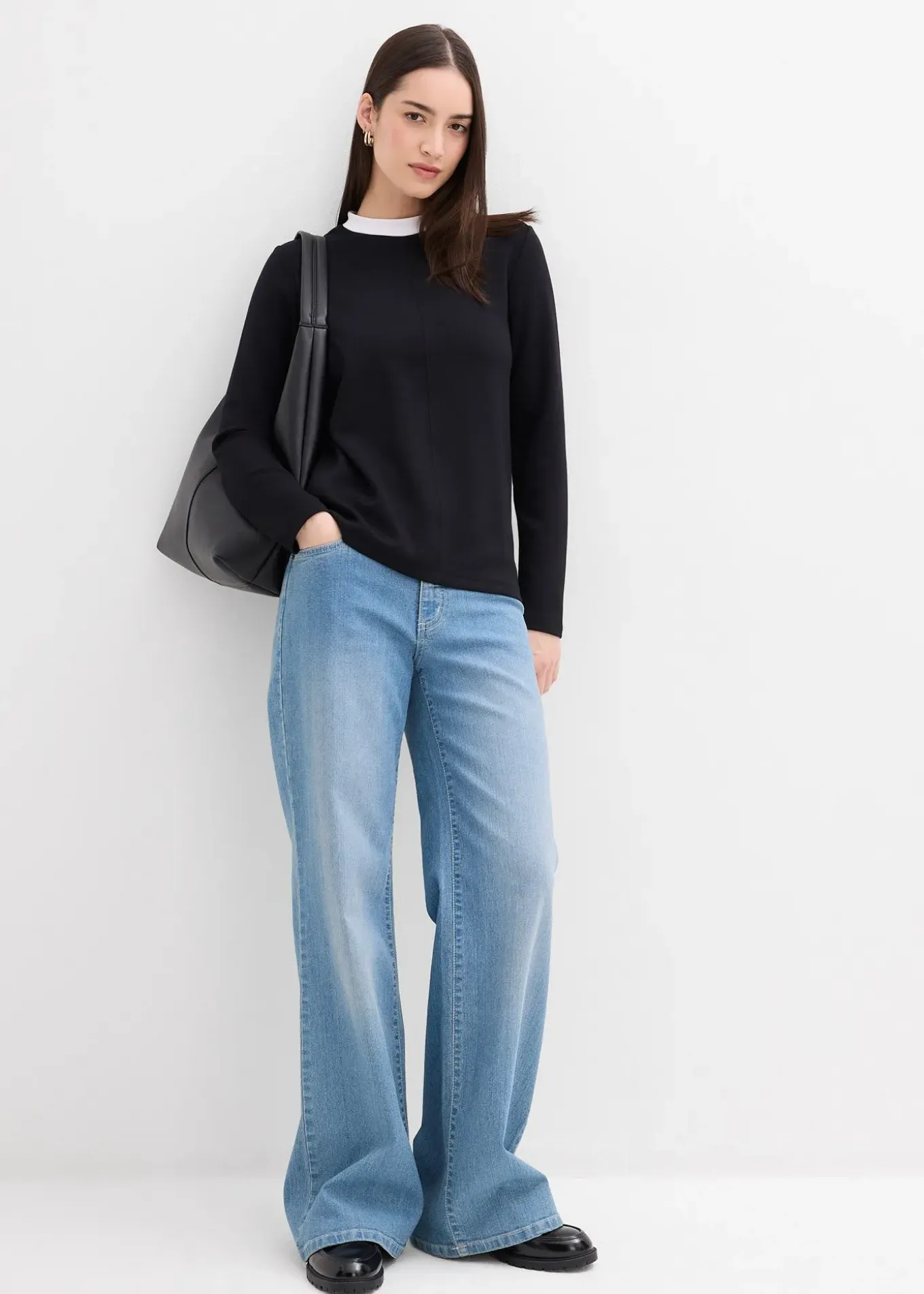 T-shirt manches longues en viscose mélangée, col cheminée contrastant