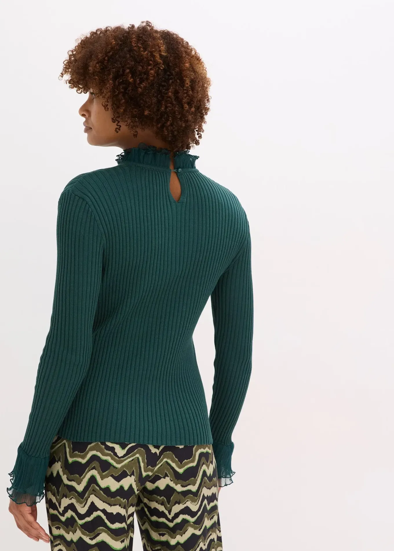 T-shirt manches longues en fine maille avec volants en mousseline