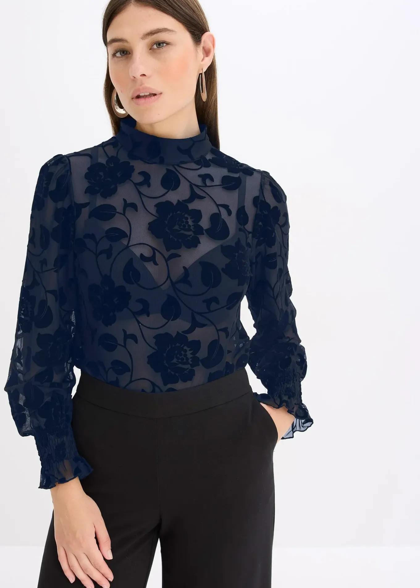 T-shirt manches longues légèrement transparent